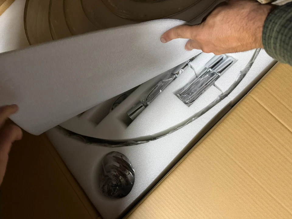 Lámpara de araña KoKo&Yukina 32" moderna de cristal de níquel cepillado - Imperio Francés redonda L Foto 4 de 4