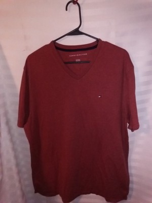 Pre Owned Men's V Neck T Shirt Size XL Color Rust By Tommy Hilfiger