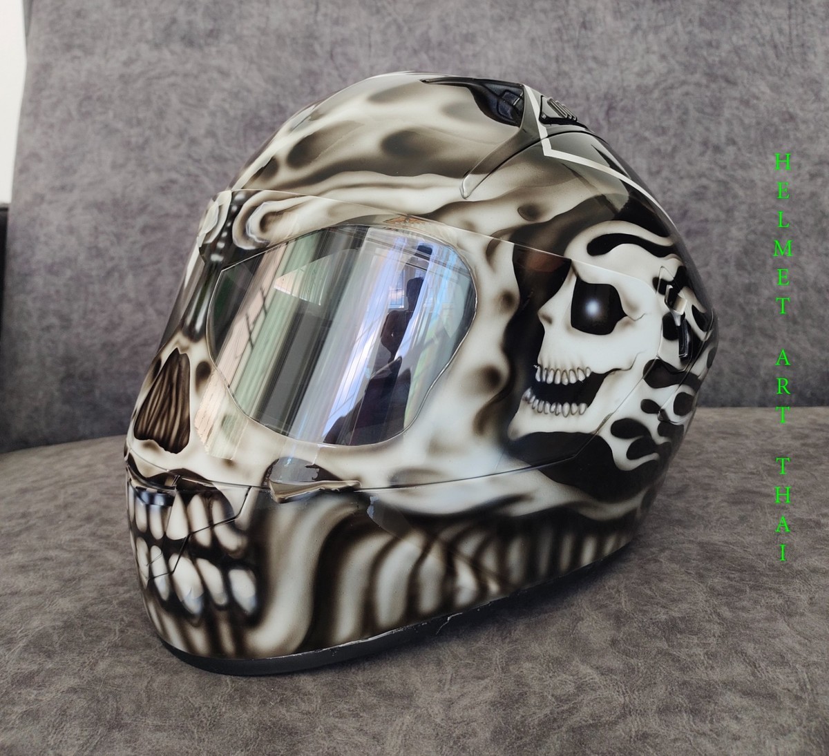 characteristics of a high quality motorcycle helmet Motorcycle helmet buying guide from the experts
