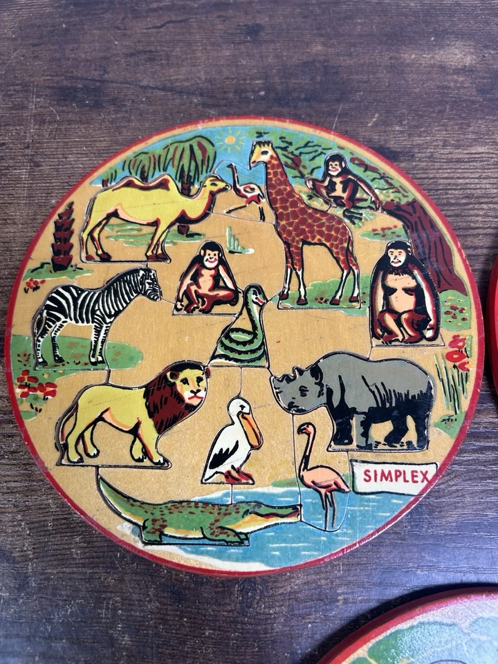 Lot Of 3 Simplex Circle Wood Puzzles - Animals , Hansel Gretel , Shoe House - Image 2 of 4