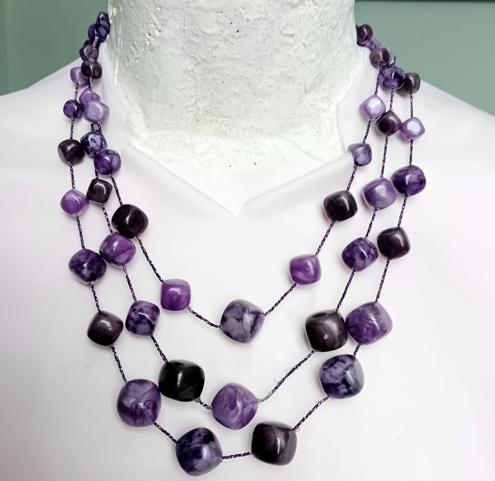 40cm Layered Acrylic Purple Bead Necklace A276