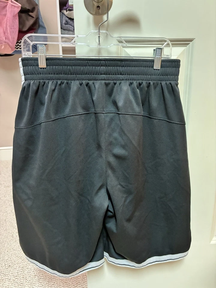 Brooklyn Nets NBA Basketball Shorts (Kevin Durant, Kyrie Irving, James Harden) - Image 4 of 4