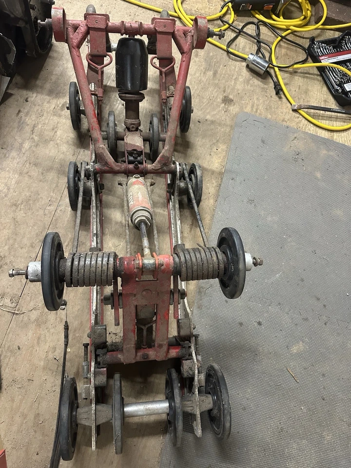 Polaris 121" 1983-1991 suspensión trasera patín Indy 400 600 500 650 Trail completo Foto 3 de 3