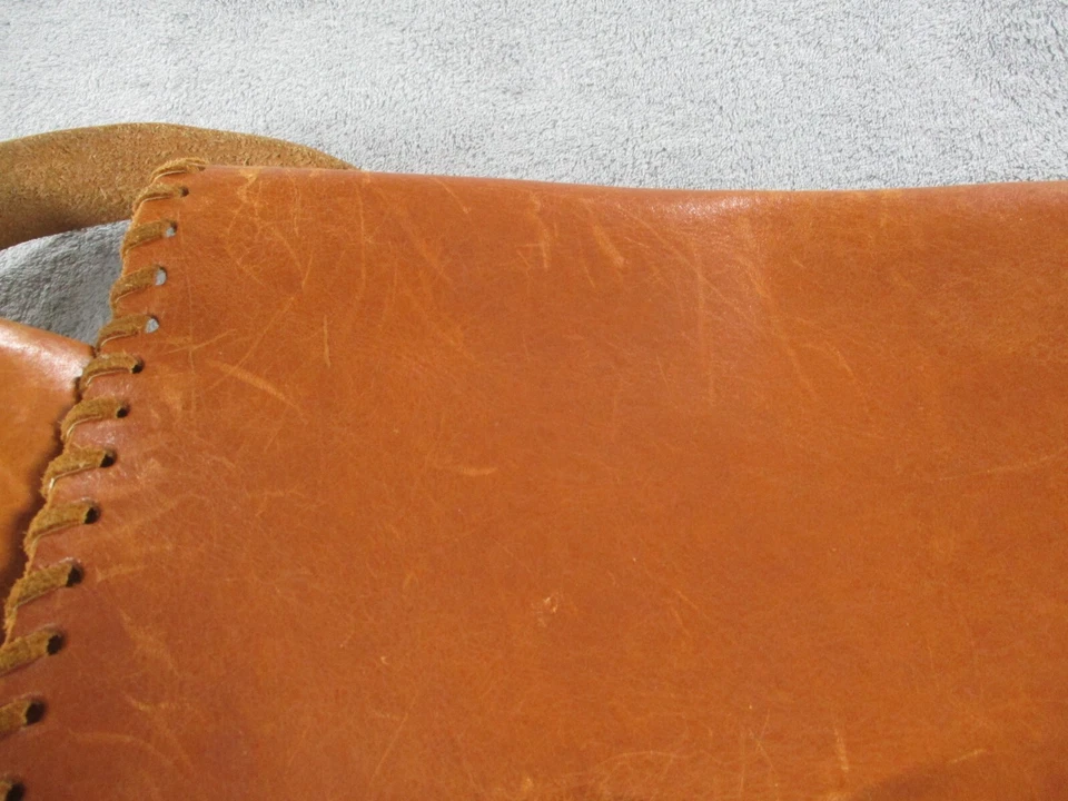 De Colección Missimo Cuero Marrón Puntada Látigo Mochila Bolso Mensajero Boho Y2K Usado en Excelente Condición Foto 2 de 4