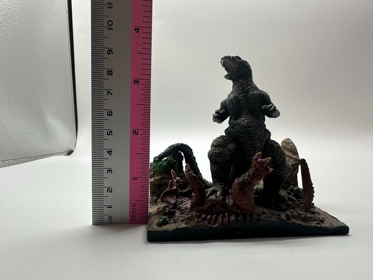 2001 Bandai Polystone Collection Godzilla 3 1/2