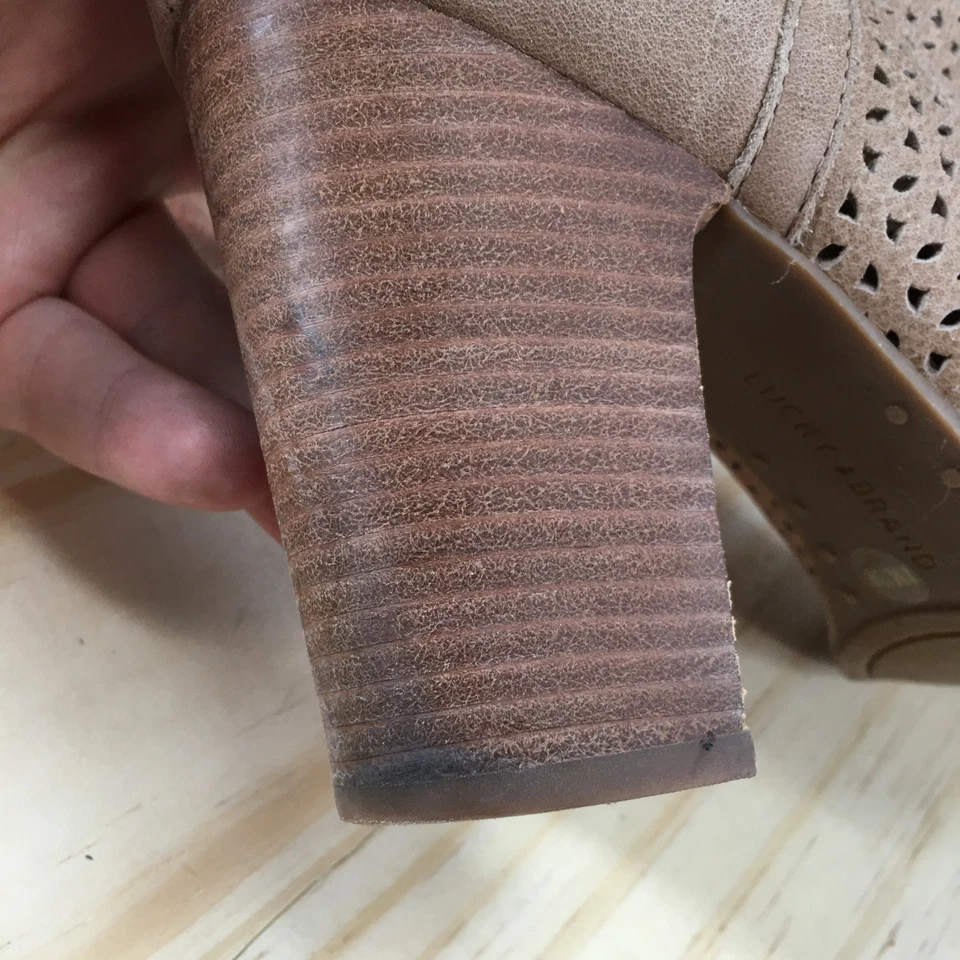 Botas Lucky Brand para mujer 8M Livey botín al tobillo marrón punta abierta informales tacones en bloque Foto 4 de 4