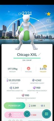 Pokémon GO Shiny Mewtwo XXL Chicago Background 2026 Go Fest