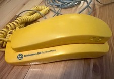 Vintage Southwestern Bell Freedom Phone Yellow Push Button Desk Telephone