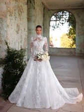 Elegant High Neck Long Sleeved A-line Wedding Dress with Floral Lace Bridal Gown