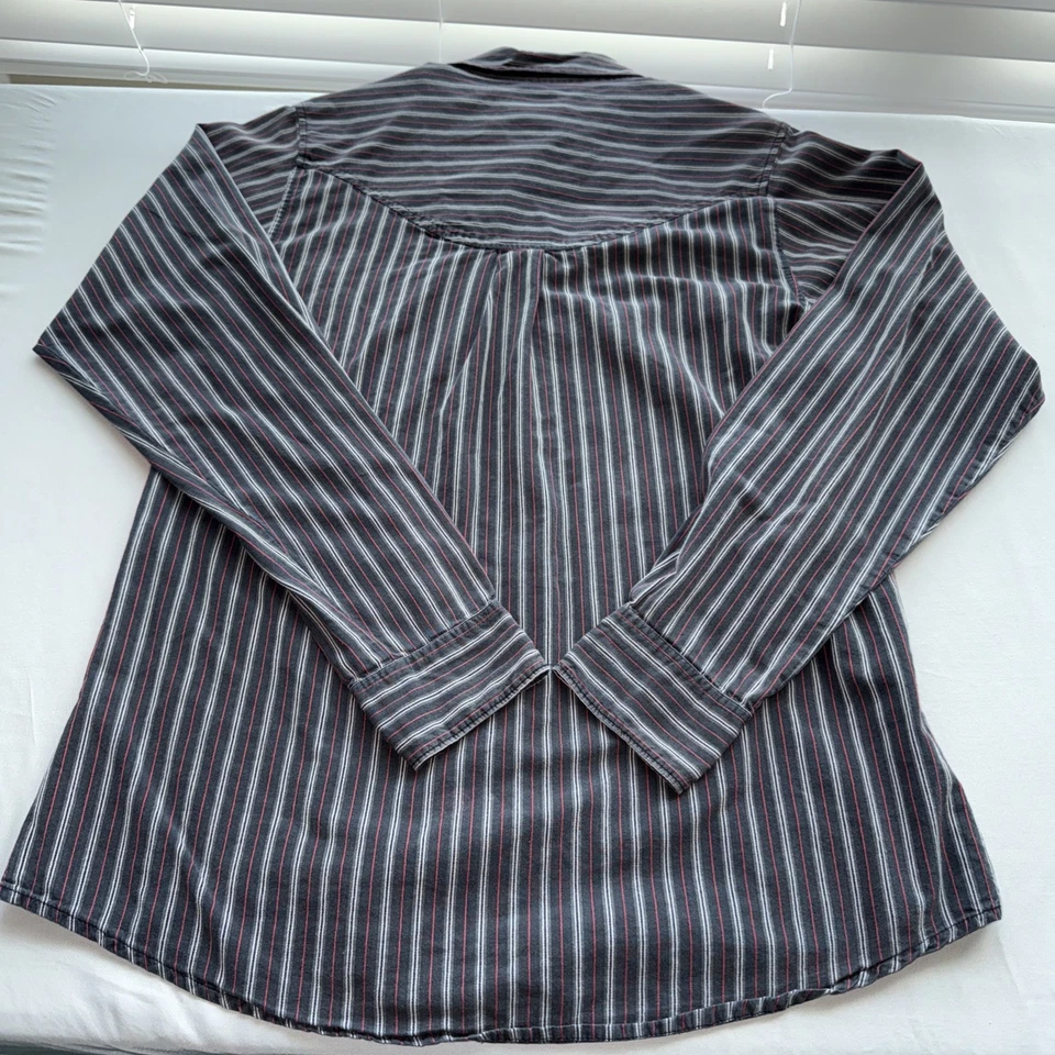 Vint. Independent TC Men's Button-Down Long Sleeve Black Shirt w/Stripes Medium - Image 2 of 4