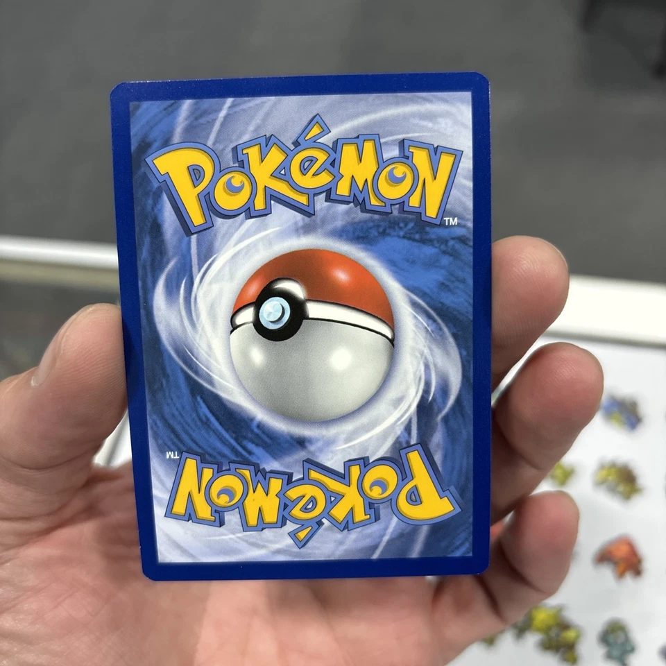 Blastoise VMAX SWSH103 SWSH: Sword & Shield Promo Cards Holo - Image 4 of 4