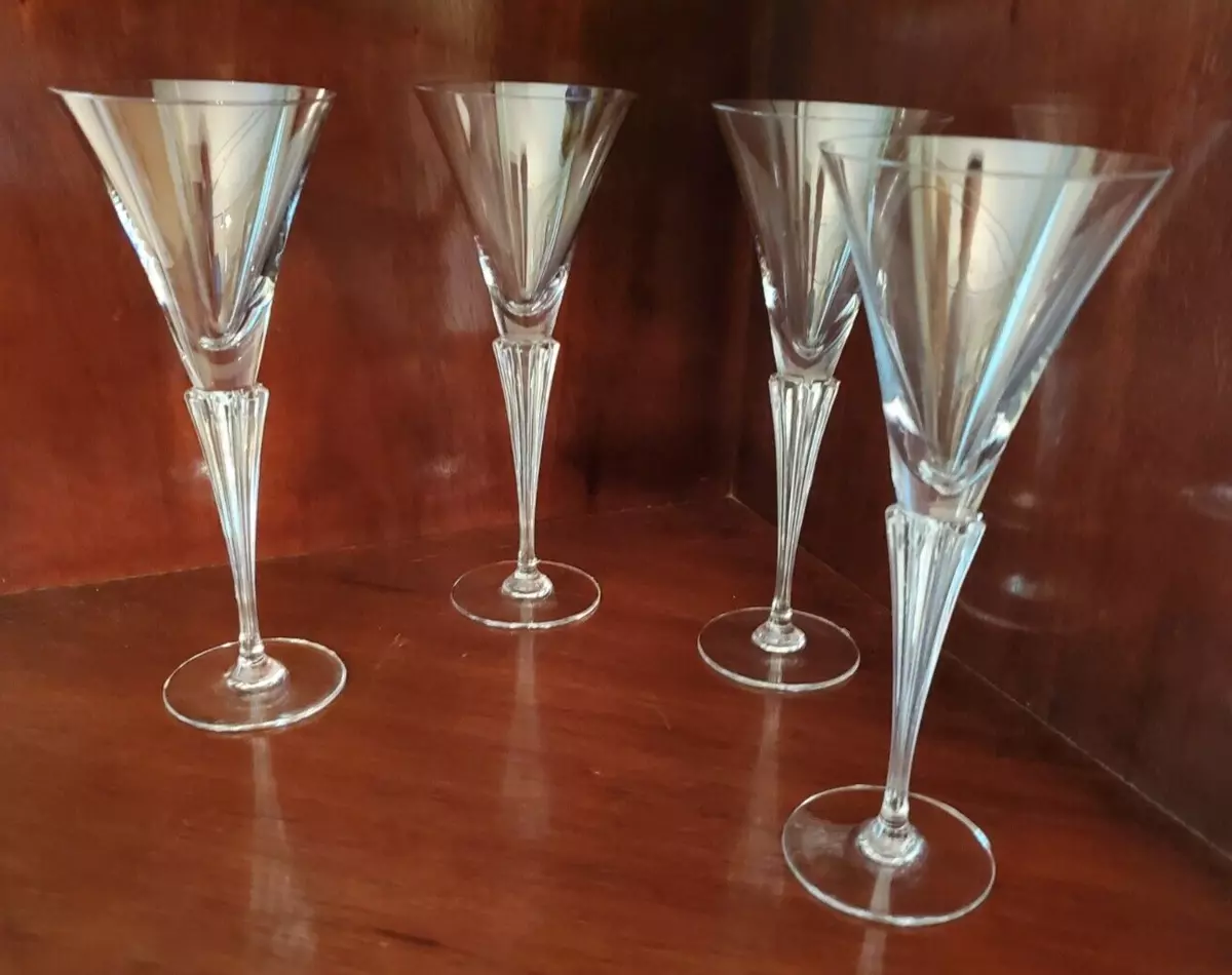 Decorative martini glasses deals