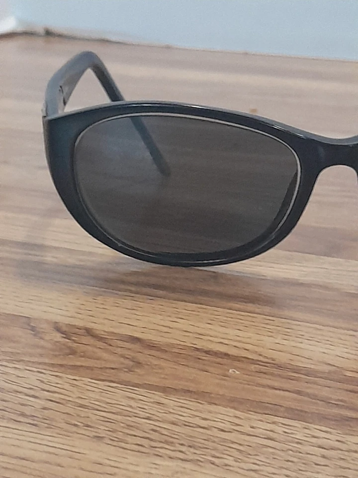 Óculos de sol Mexx Mod 6200 100 *3 UV400 56[]17 preto oval "SOMENTE ARMAÇÃO" com estojo - Imagem 4 de 4