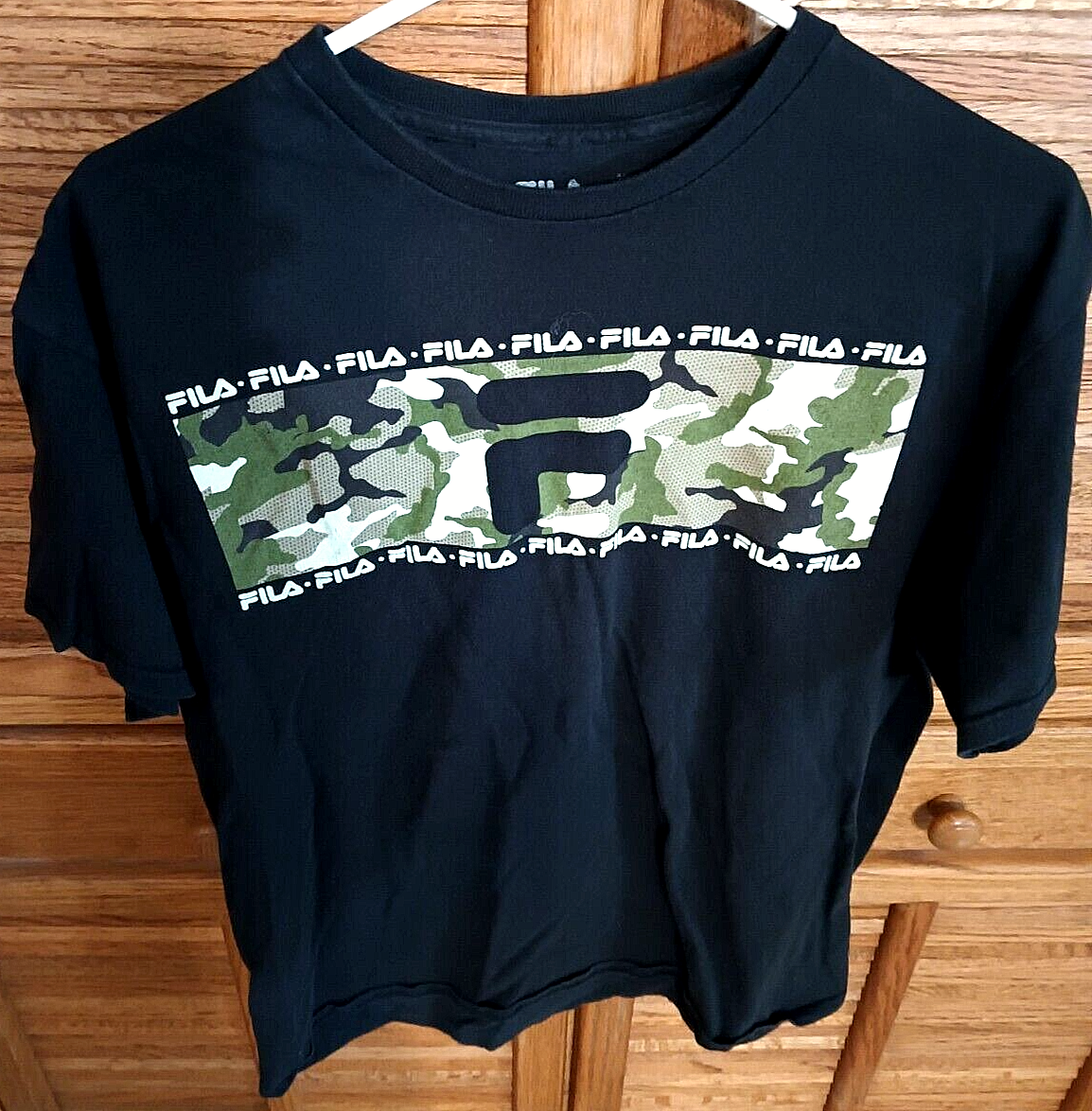 T shirt corta FILA da uomo grande logo mimetico nero