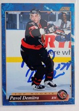 Pavol Demitra Autographed 1993-94 Score Hockey Card #624