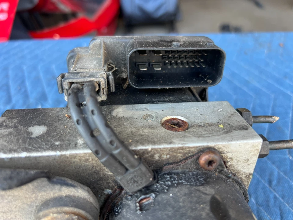 Volvo S70 V70 XC 1998-2000 antibloqueo ABS módulo de control de frenos bomba OEM #3074EM Foto 3 de 4