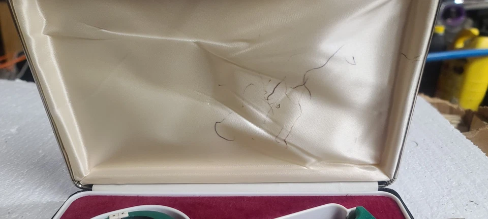 Estuche rígido vintage Lange Skinfold Caliper Cambridge Scientific Technology Inc Foto 3 de 4