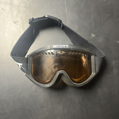 Scott ACS Black Snow Ski Snowboard Goggles Adjustable Fit Amber Goggles