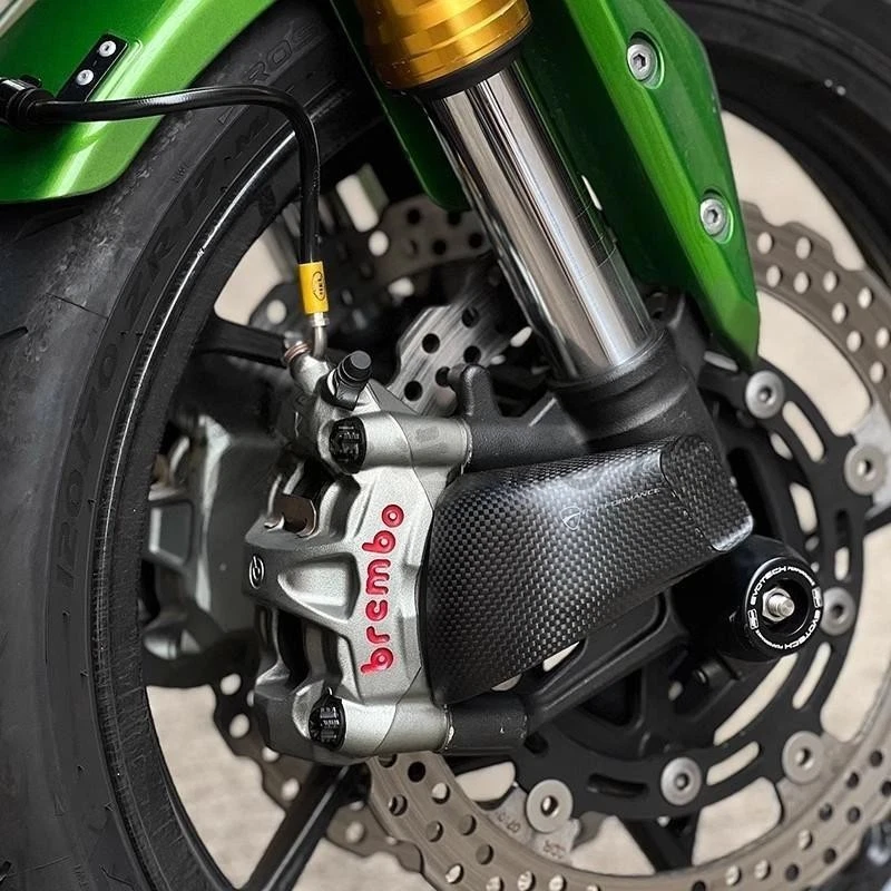 790 890 Duke Carbon Fiber Caliper Radiator Cover For KTM 790 890 Duke 2018-2024 - Image 4 of 4