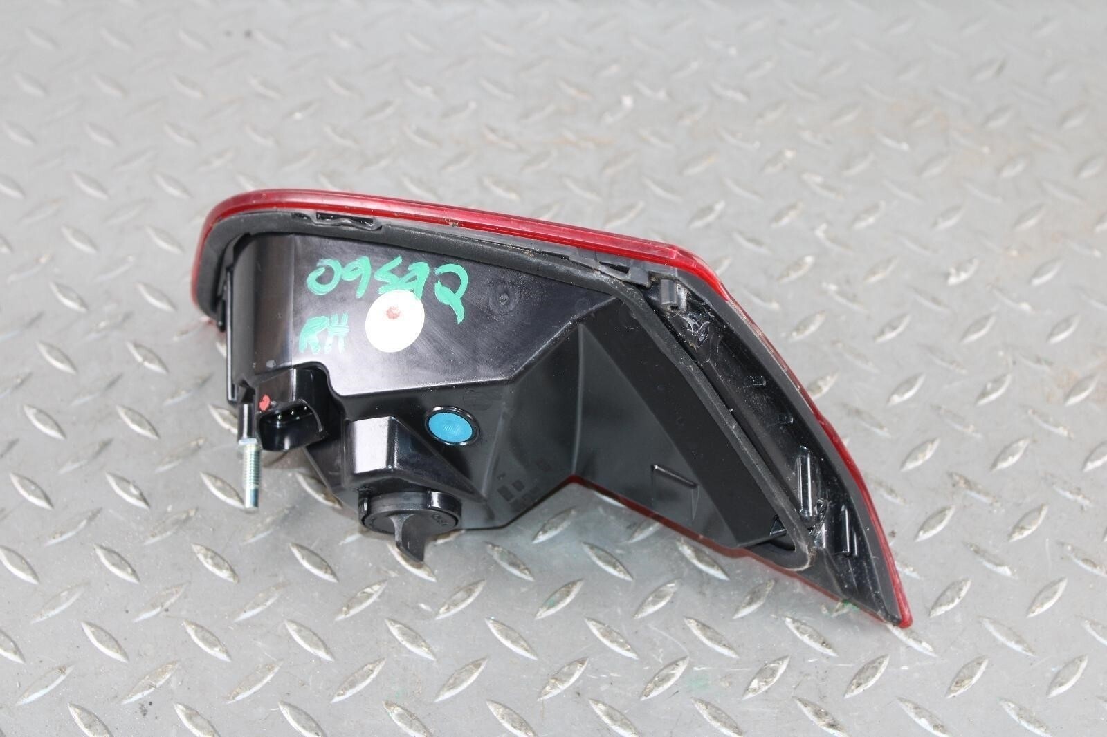 Maserati Ghibli 2014-2019 Right Light lens