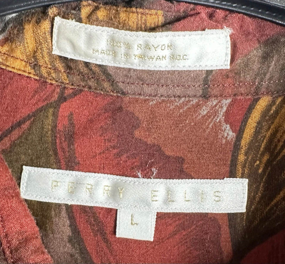 Perry Ellis Men Button Down Shirt Size L - Image 3 of 4