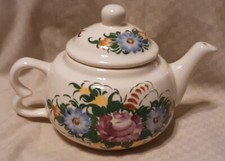 Uroczy mały ręcznie malowany dzbanek do herbaty, made in Poland