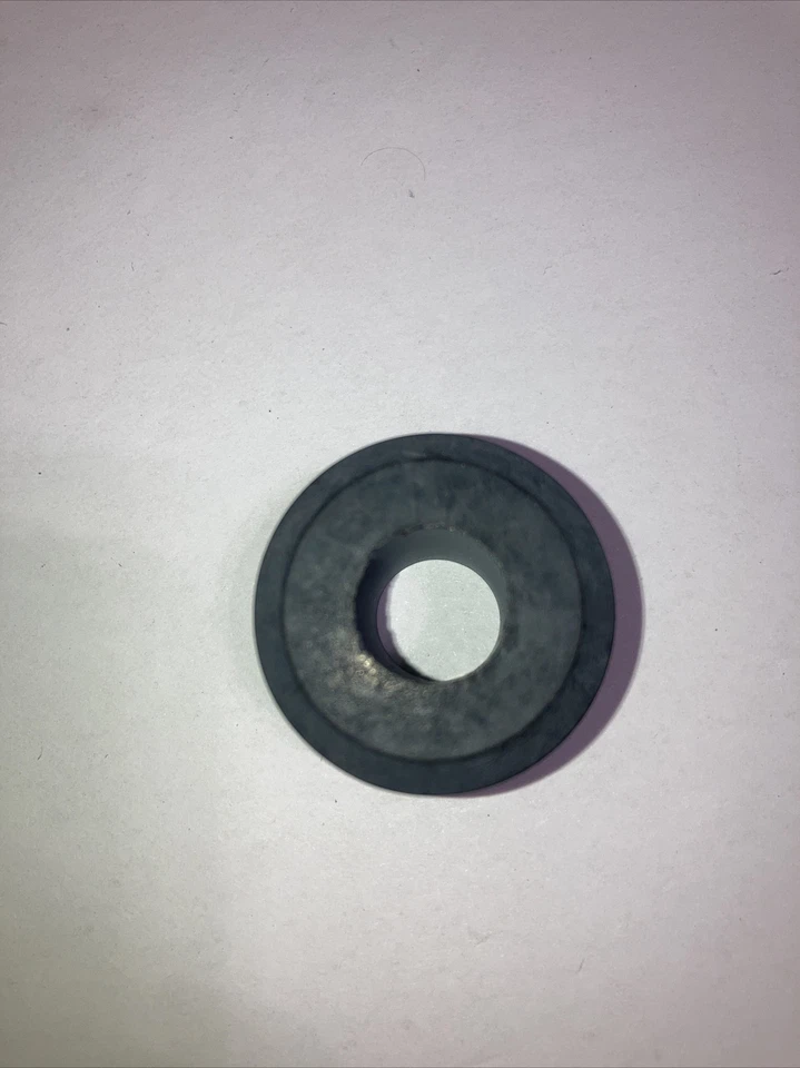 KTM SX LC4 SMC DUKE ADVENTURE 400 640 990 94 - 20 OEM резиновая втулка 56401040000 - Изображение 2 из 4