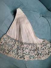 Antique Victorian Ecru Collar Jabot Linen w Floral Handmade Lace 