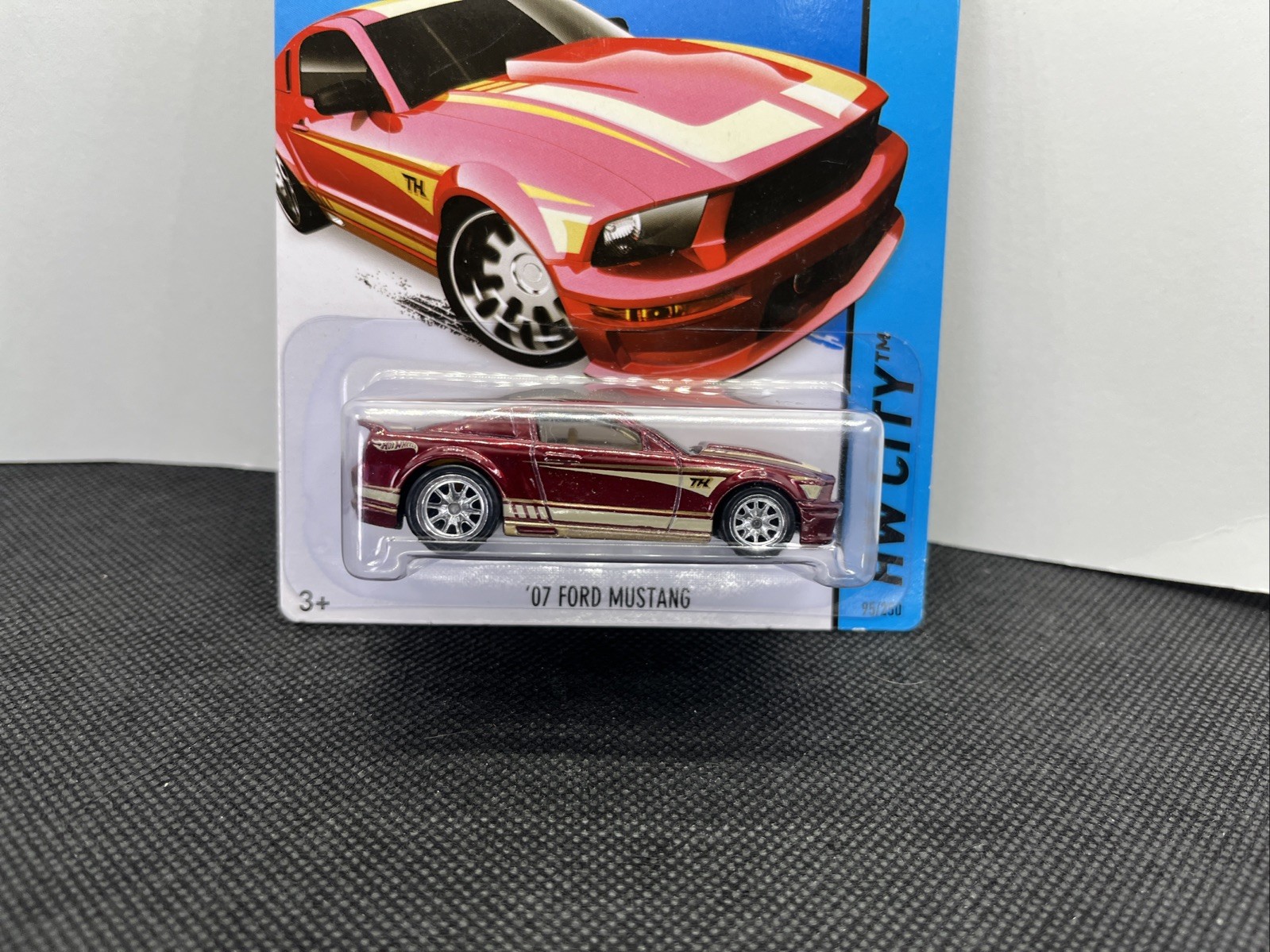 2014 Hot Wheels Super Treasure Hunt  '07 Ford Mustang Real Riders Protector