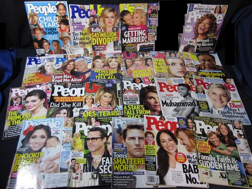People and Us Magazine Set of 22 (2012-2023) Incl. Child Stars Then/Now Book - 第 1/1 張圖片