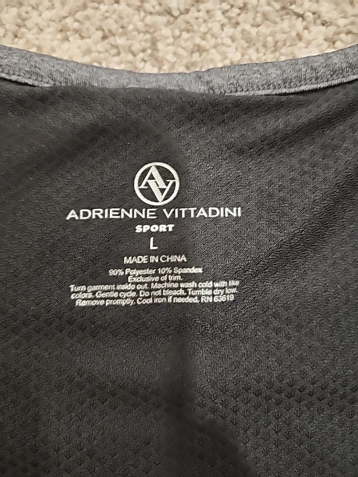 Adrienne Vittadini Large Gray And Black Sport Tank - Image 2 of 4