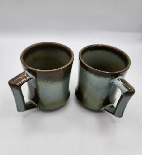 Frankoma Pottery Pair Of Two Vintage C5 Prairie Green Coffee Mugs Cups