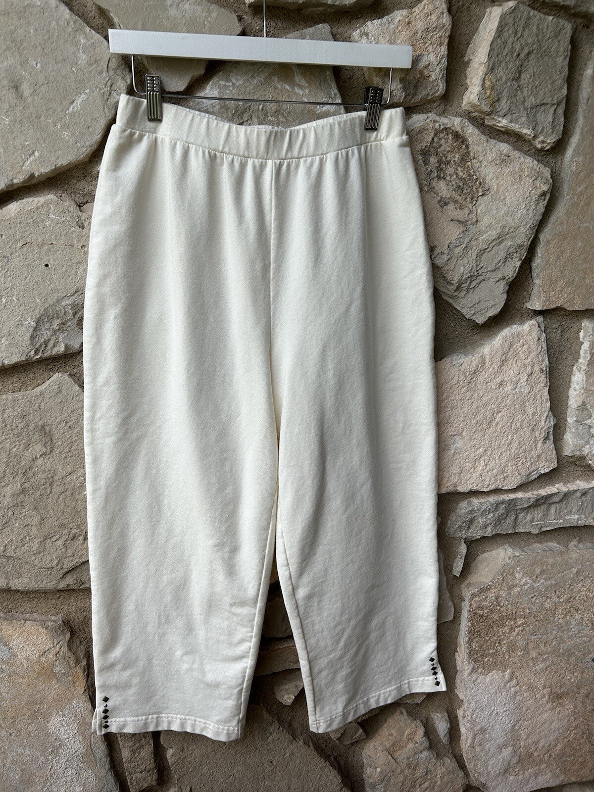 Sport Savvy Jacket & Pant Set Medium Ivory Capris Track Suit Zip Front