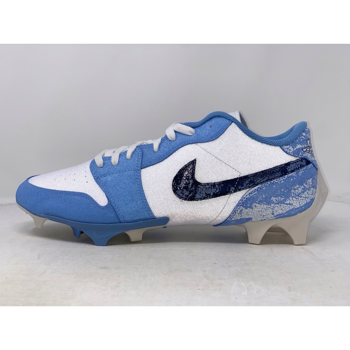 Air Jordan 1 Low UNC Tar Heels Football Cleats PE, Size 12 BNIB