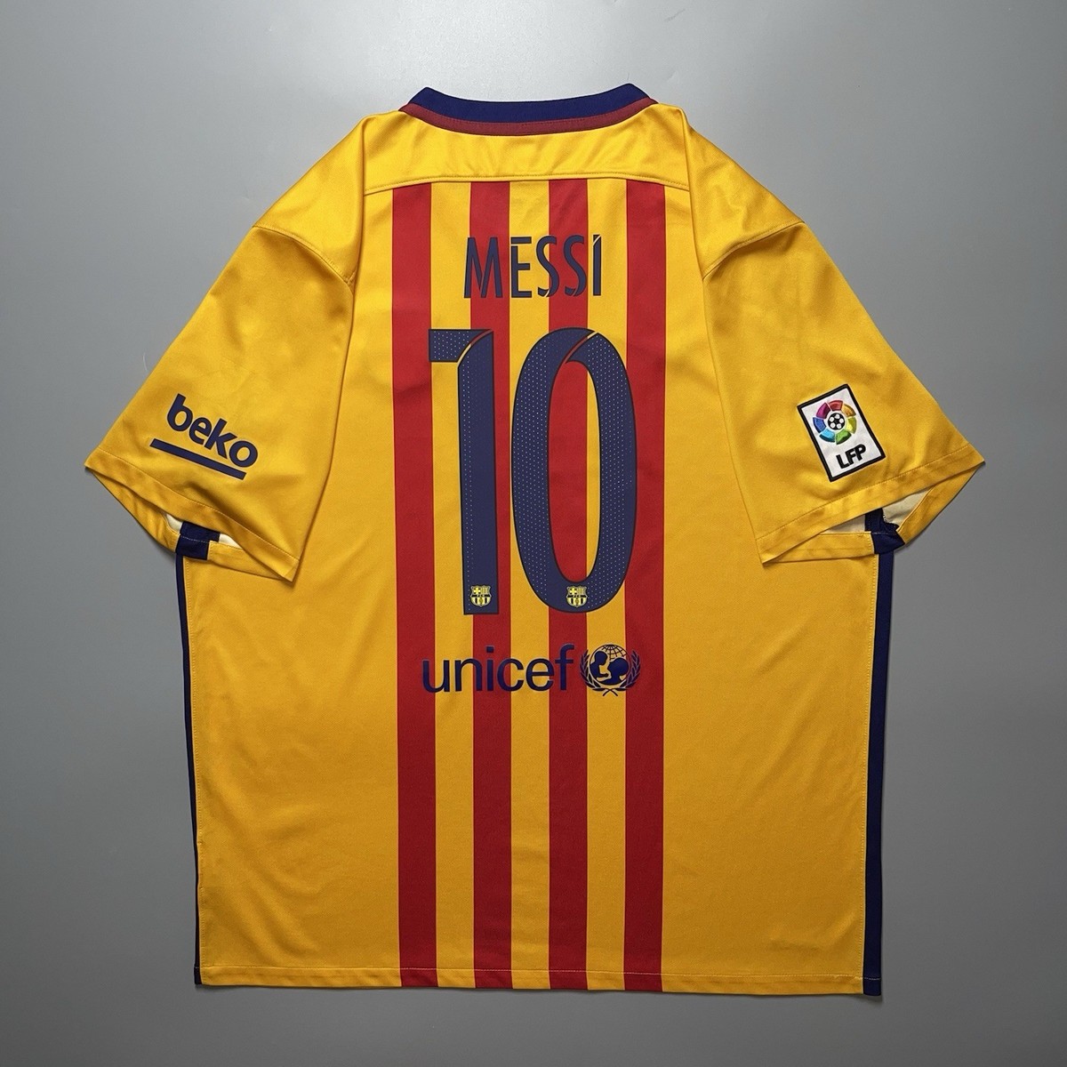 BARCELONA NIKE 2015/2016 FOOTBALL AWAY JERSEY #10 MESSI SIZE “XXL