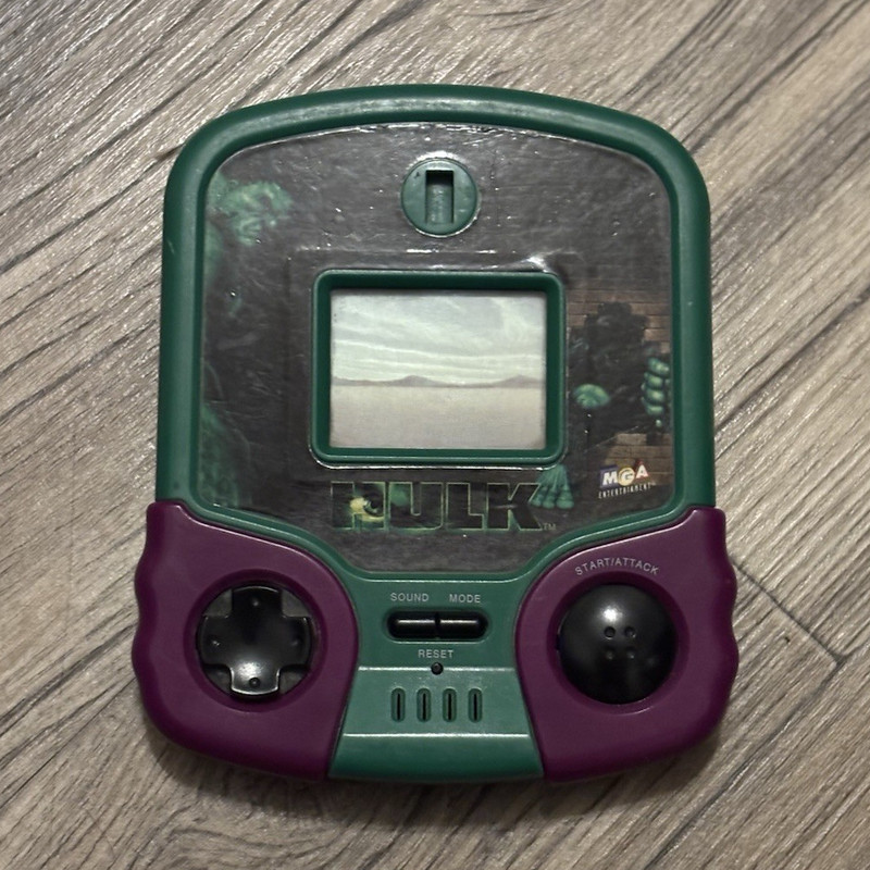 MGA Entertainment Hulk Handheld Electronic Game 2003, Ages 6+, Character Family