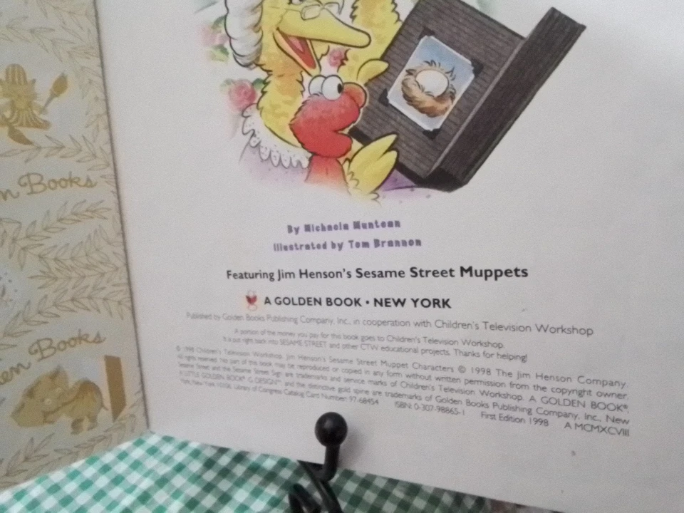 Sesame Street BIG BIRD'S BABY BOOK Little Golden Book New York 1998 VGC - image 4 of 4