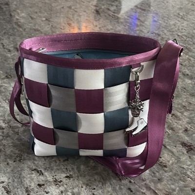 Harveys Purple Gray White Checkered Shoulder Bag Zipper Ice Skate Charm Accent