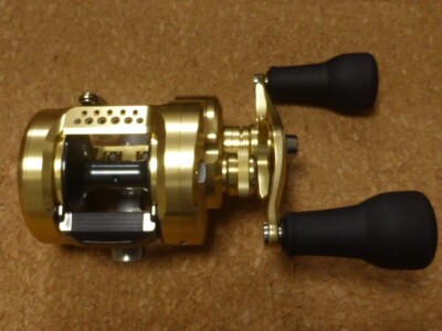 SHIMANO 23 Calcutta Conquest MD 400XGLH Right Handed Baitcasting