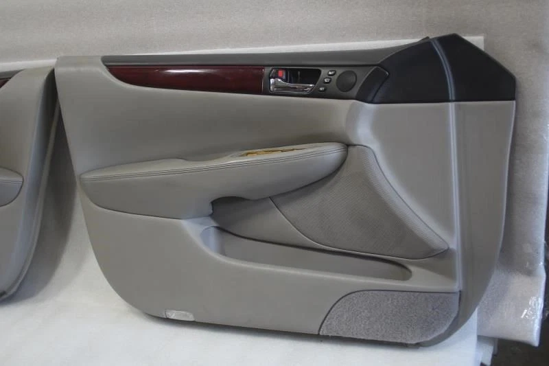 Par de paneles de moldura de puerta delantera Lexus Es300 Es330 2002 2003 2004 2005 2006 gris La17 Foto 3 de 4