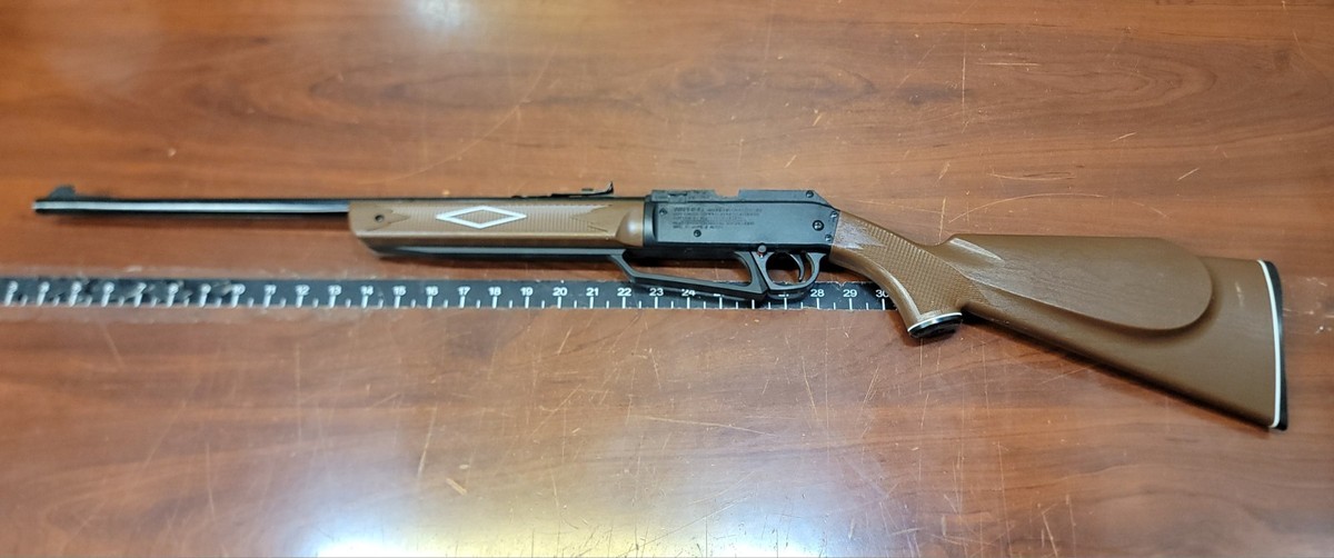 Daisy Powerline Model 880 .177 Caliber Multi-pump BB/Pellet Rifle