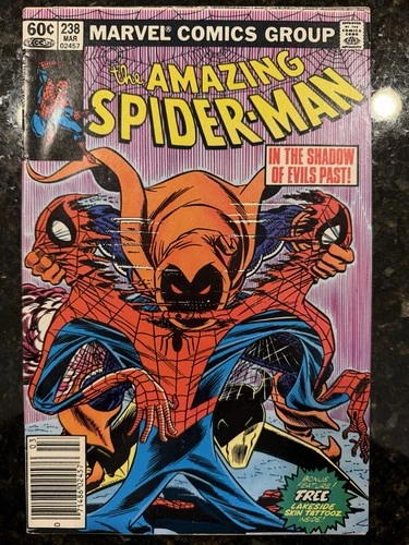 Spider-Man 238, Newsstand , Also Includes Mark Jewelers Insert, but no tattoo