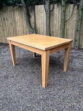 Barker & Stonehouse oak extending 6-8 seater country dining table