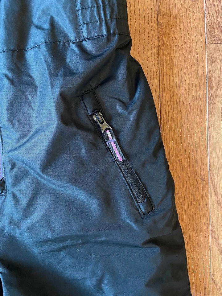 Traje de nieve c9 Champion para niños y niñas Snowbib, negro con forro púrpura, talla M (7-8) Foto 3 de 4