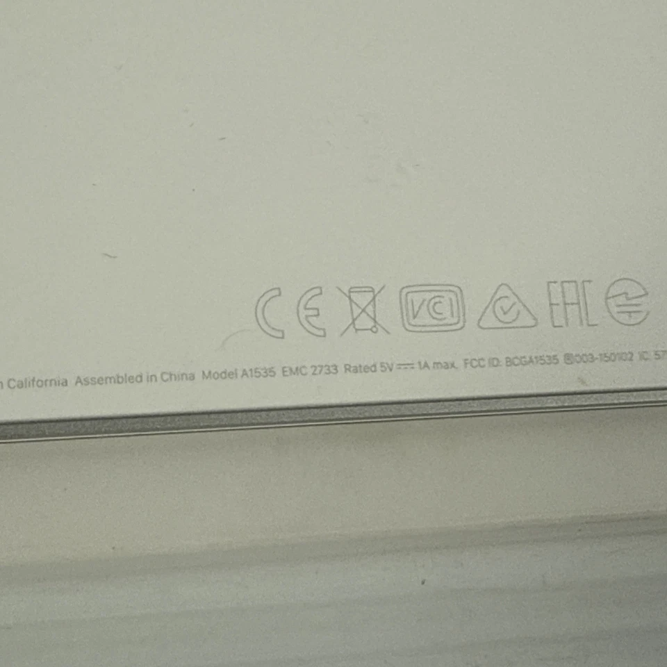 Apple Magic Trackpad 2 A1535 MK2D3AM/A White/Silver – Excellent – w/ Box - Image 4 of 4