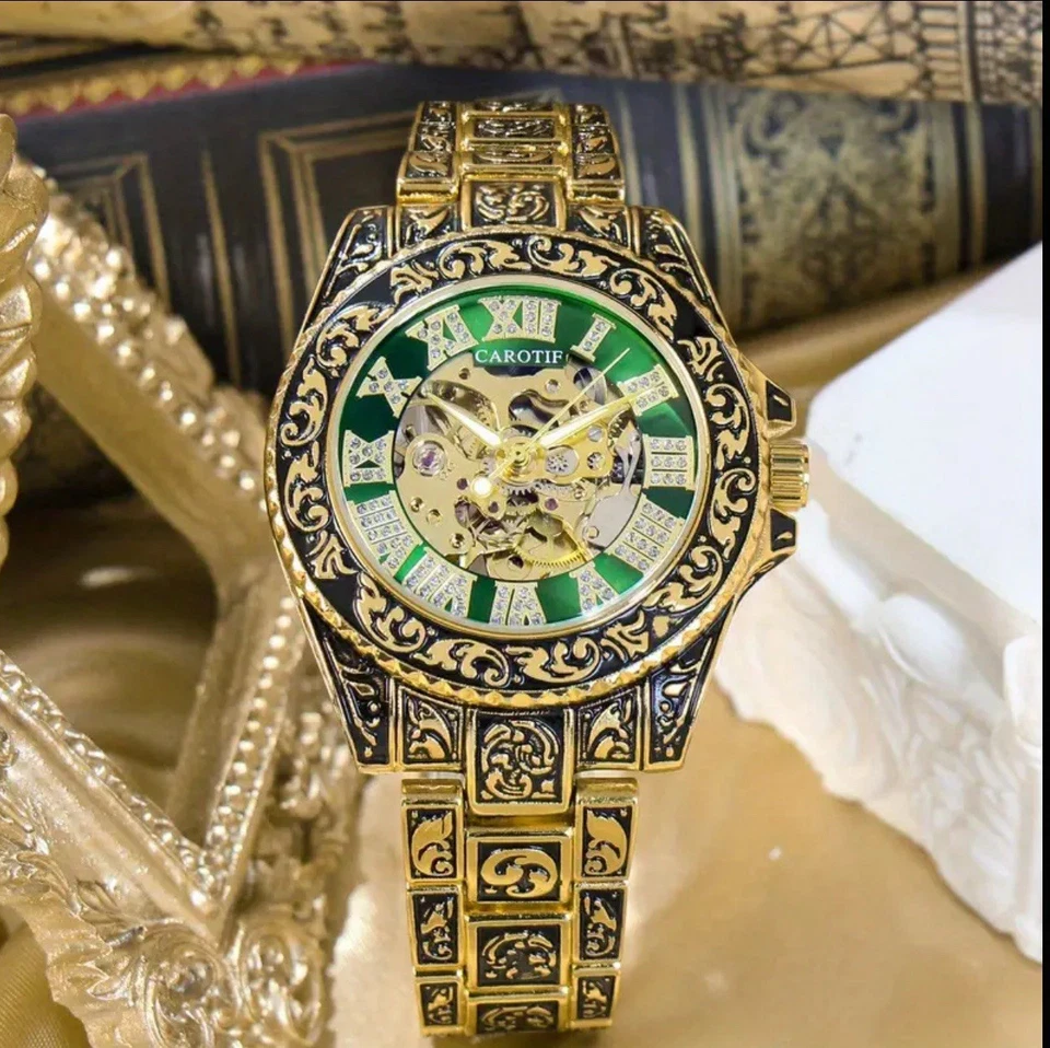 Reloj de diseño de lujo y estilo para hombre de clase Foto 4 de 4