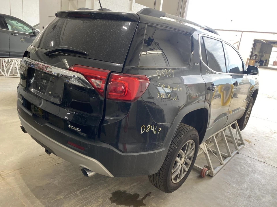 Used A/C Compressor fits: 2019 Gmc Acadia 3.6L w/rear AC opt C69 Grade A - Image 4 of 4