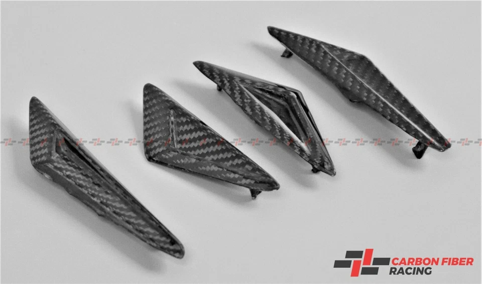 Triumph Daytona 675, Street Triple 675 задние боковые обтекатели - 100% углеродное волокно - Изображение 3 из 4