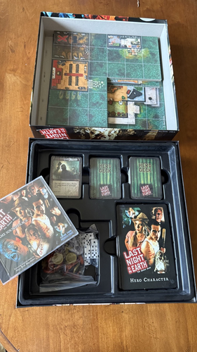 Last Night on Earth: The Zombie Game. !!Caja abierta nueva - ¡¡Completa!! Rana voladora - Imagen 8 de 8