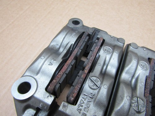 Triumph Thruxton 1200R 2016 4,635 miles front brake calipers pair BREMBO (9129) - Picture 4 of 11